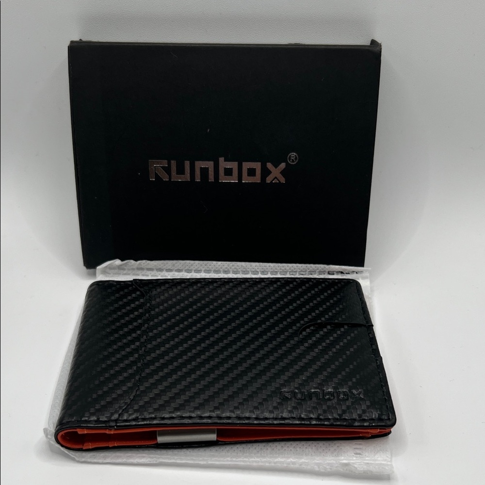 RUNBOX Slim RFID Blocking Leather Money Clip and Card Case - Picture 3 of 4
